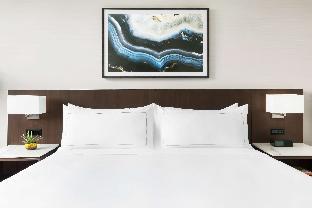 DoubleTree by Hilton Tucson Downtown Convention Center Room Type - King Room