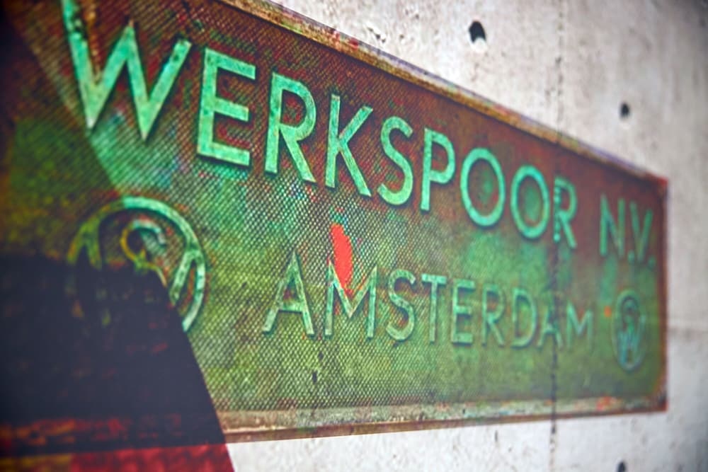Interior:1000px