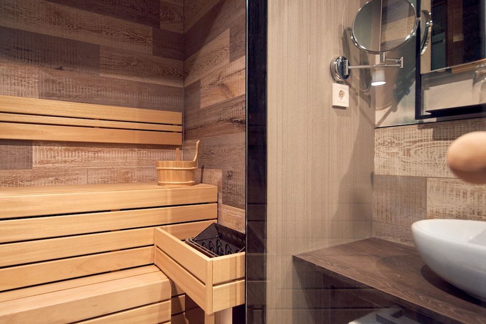 Bathroom amenities:1000px