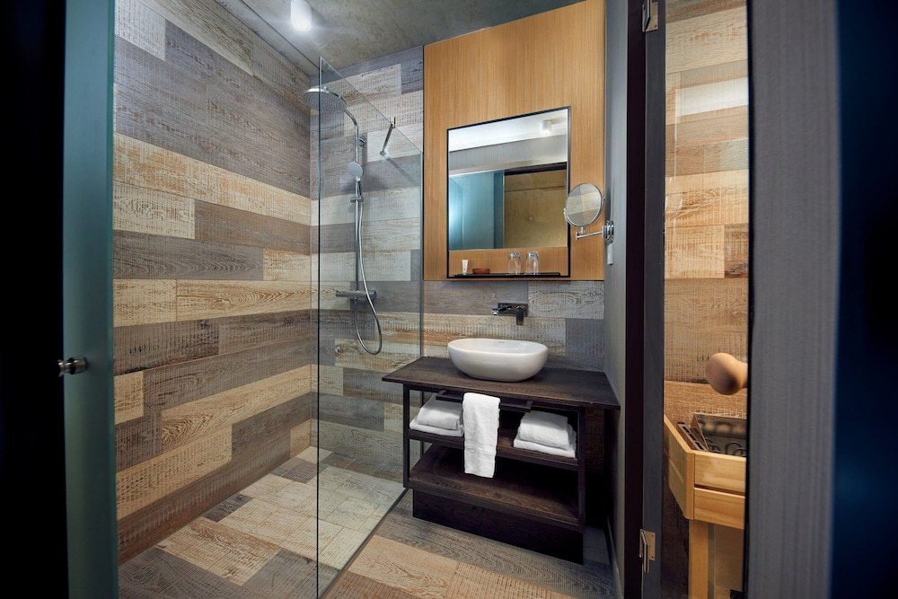 Bathroom:1000px