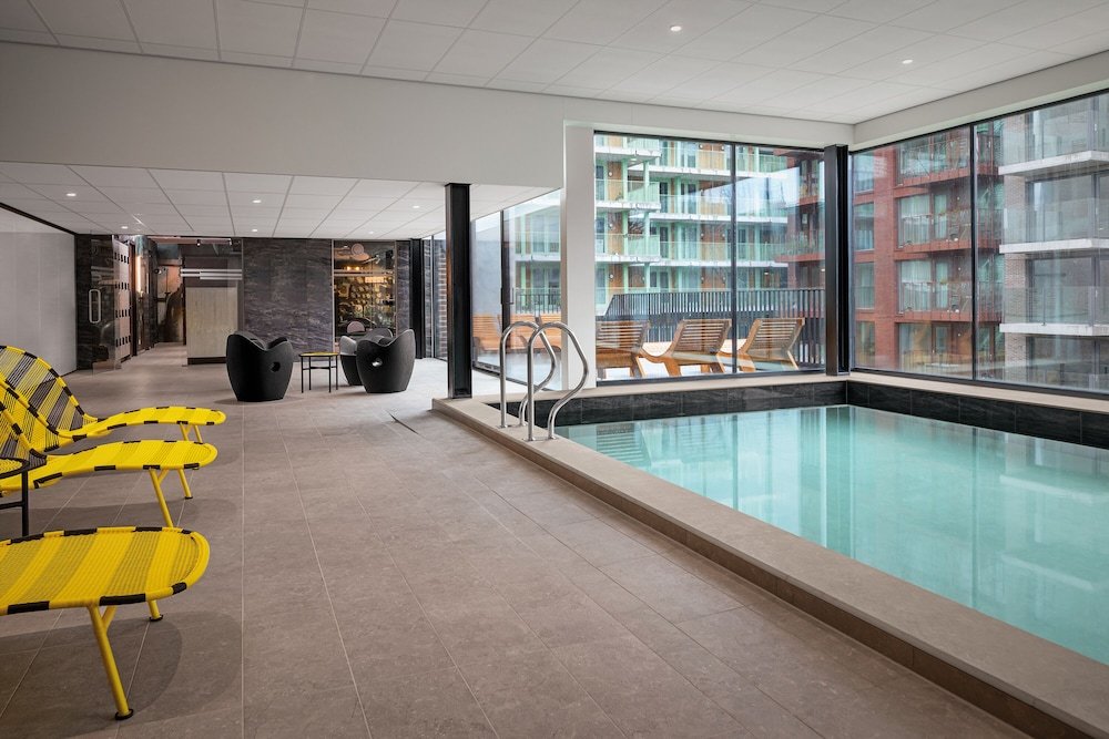 Pool:1000px