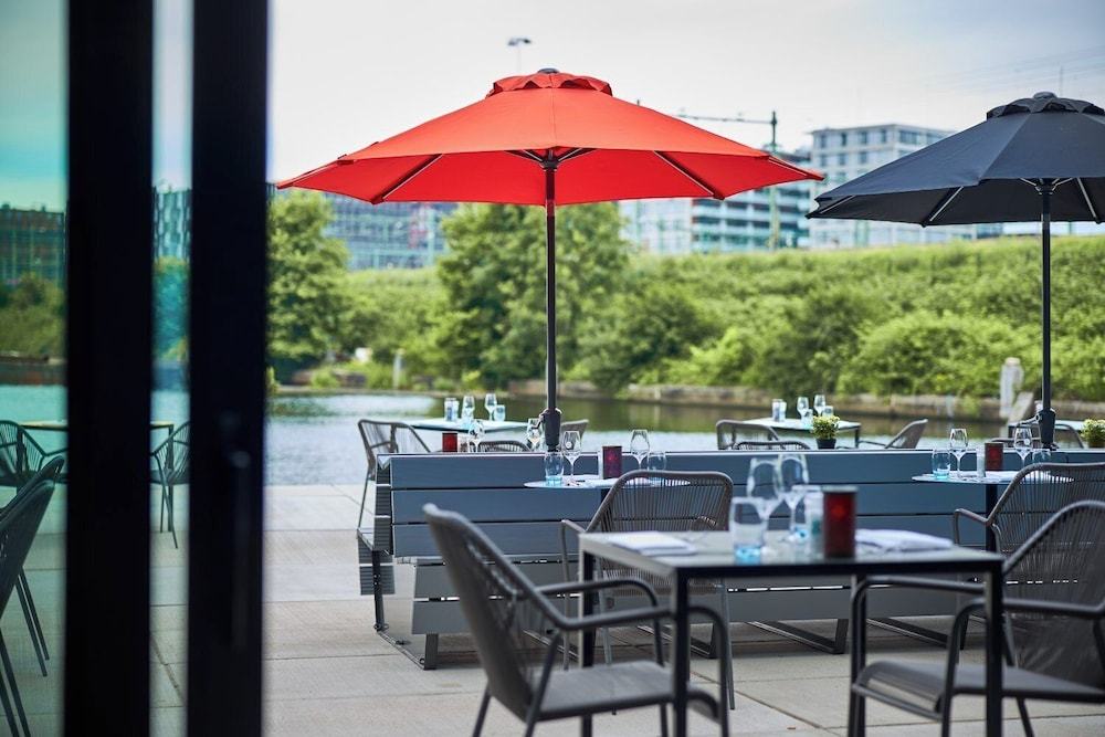 Terrace or patio:1000px