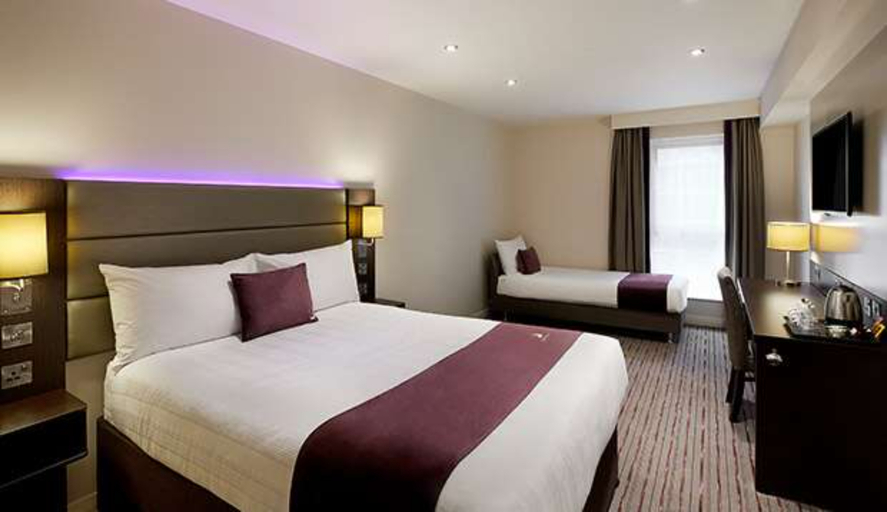 Premier Inn London Wembley Stadium Room Type - Triple Room