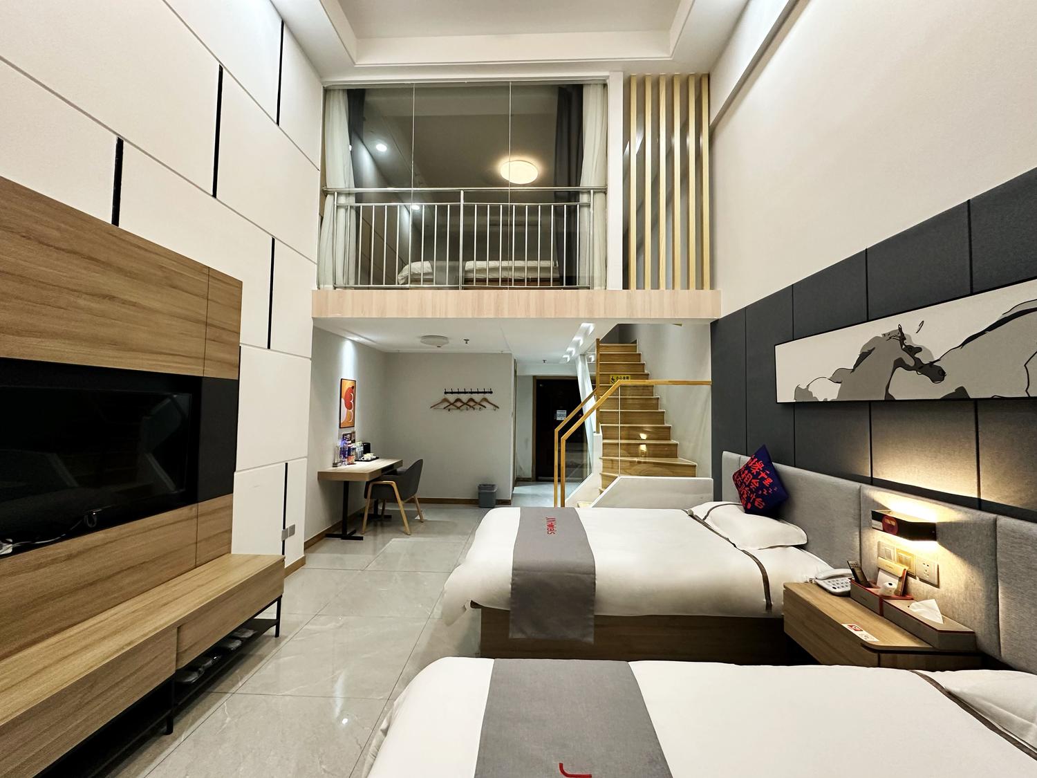 Junyi Select Hotel (Dongying Kenli Pearl Square) - Tap to explore photos