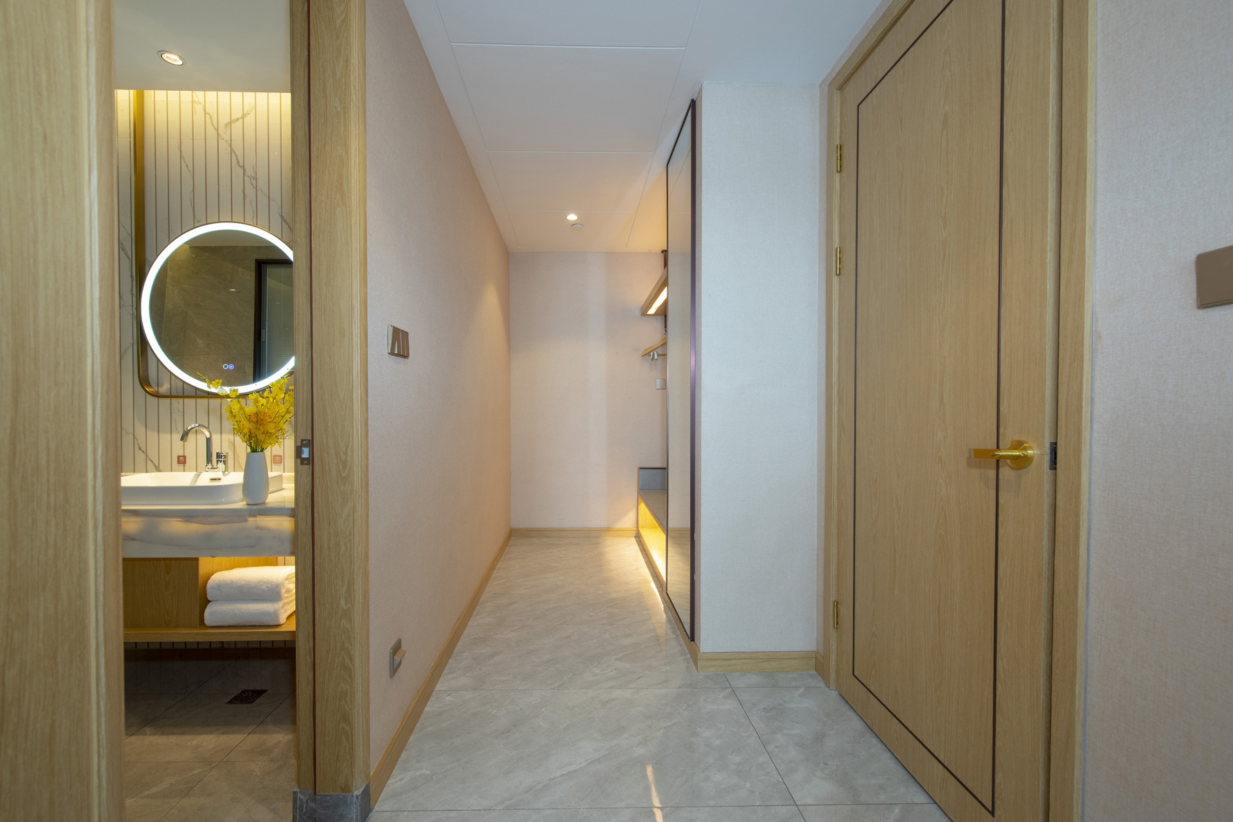 Vienna Hotel (Hejian Yanjing) - Tap to explore photos
