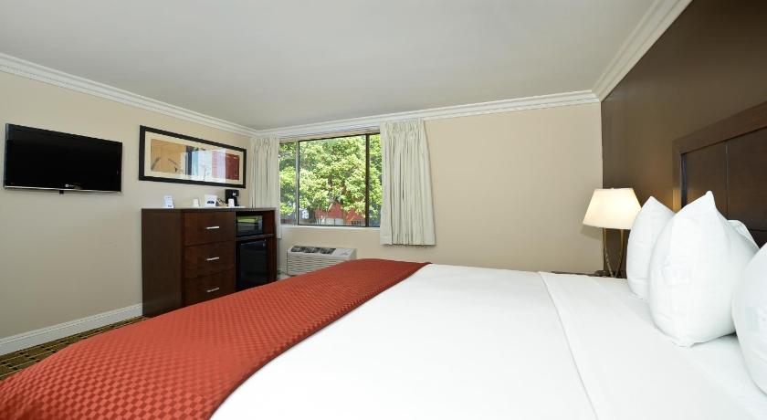 Best Western Plus LA Mid Town Hotel - Tap to explore photos