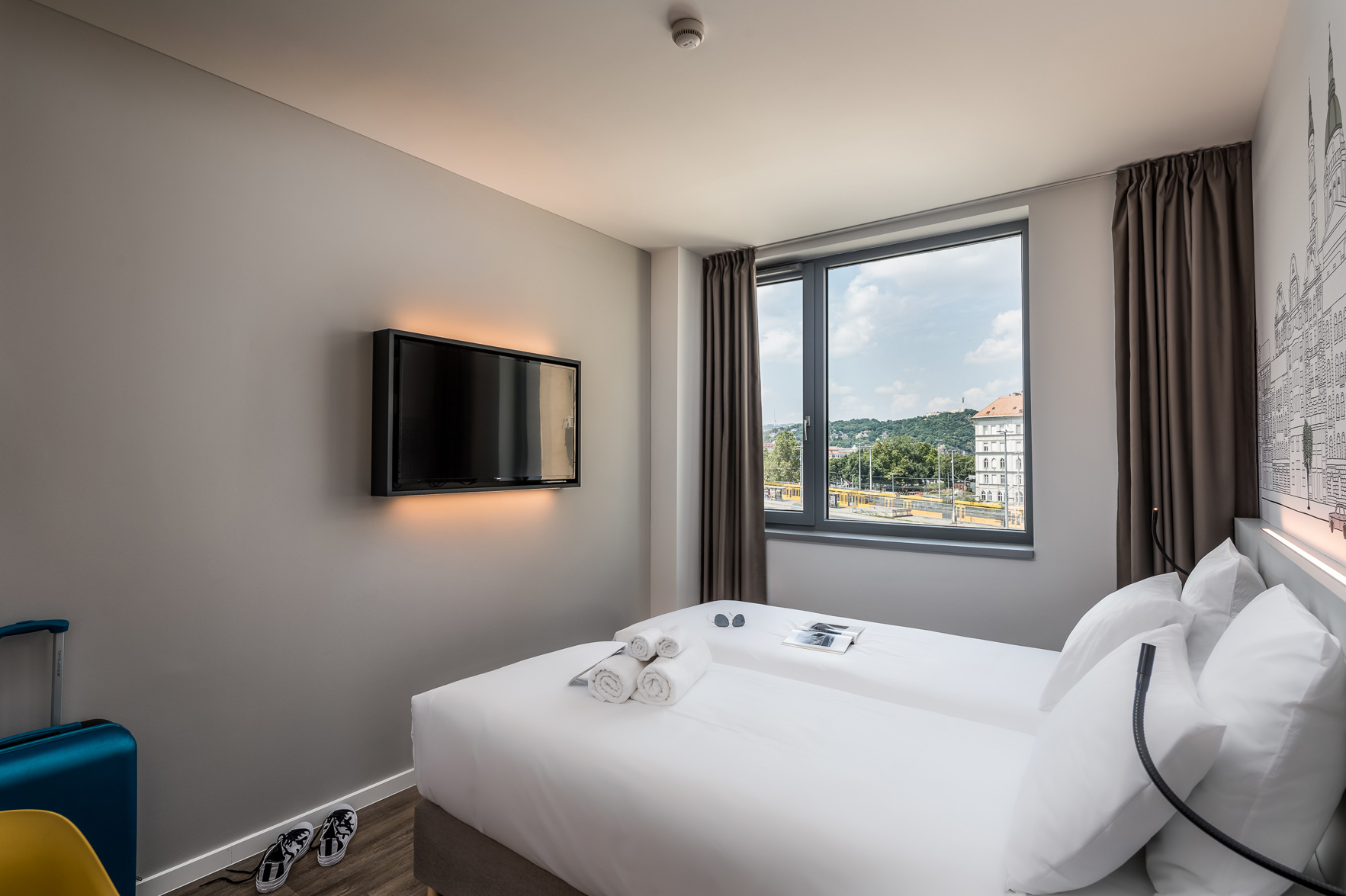 B&B Hotel Budapest City - Tap to explore photos
