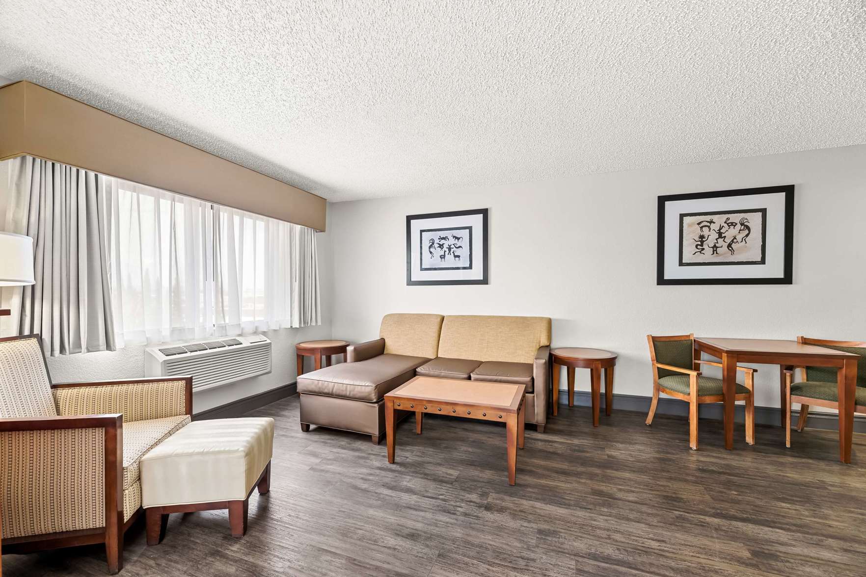 Best Western Plus At Lake Powell Room Type - Two Queen Suite