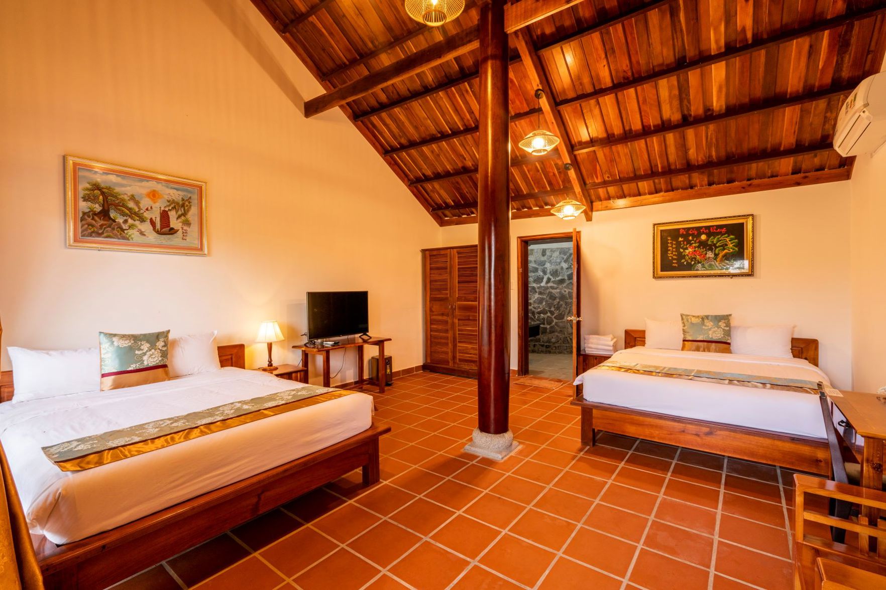 Maison du Vietnam Resort & Spa Room Type - Deluxe Family Bungalow