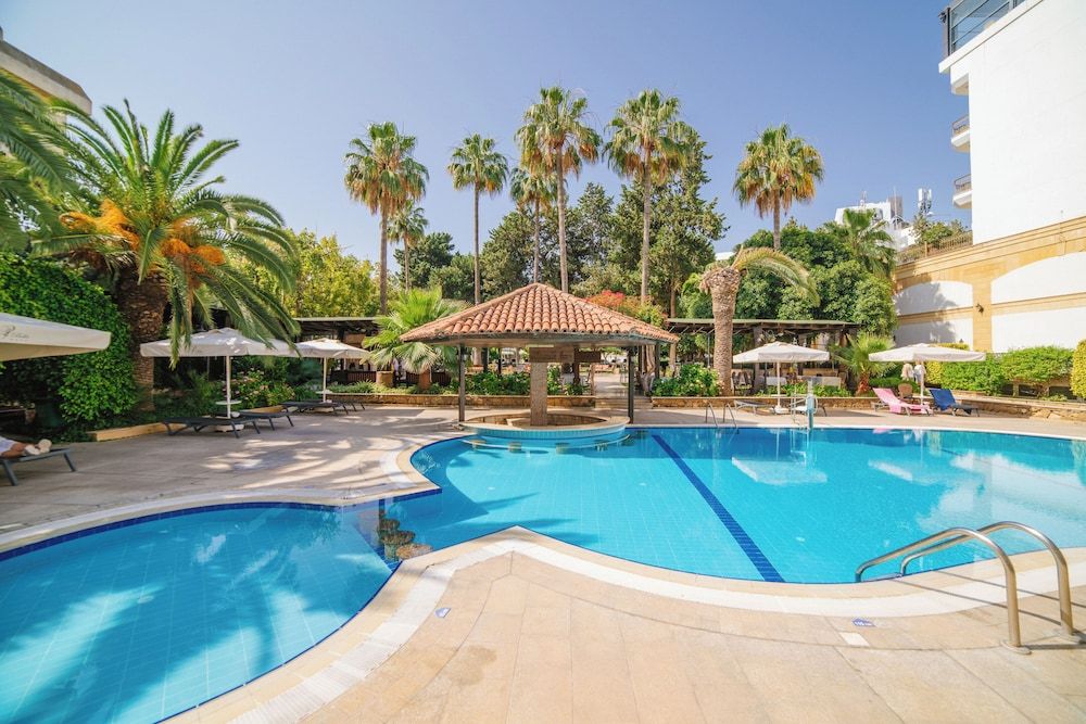 Pool:1000px