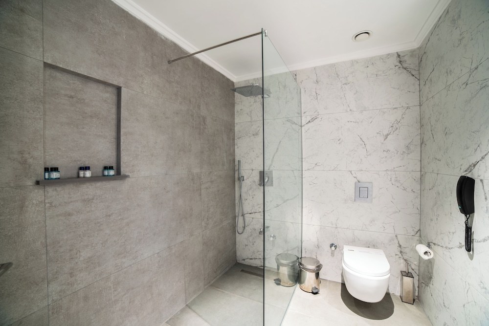 Bathroom:1000px