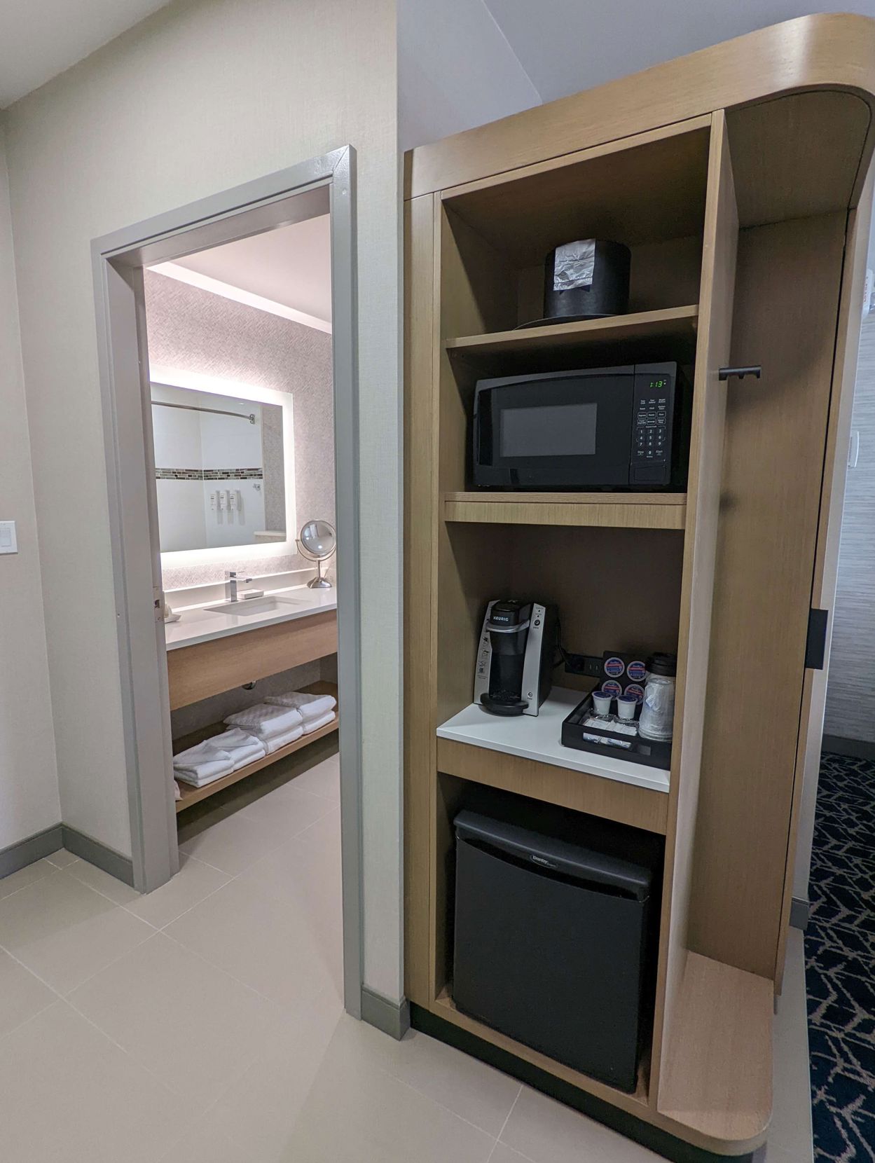 Best Western Premier Route 97 Vernon - Tap to explore photos