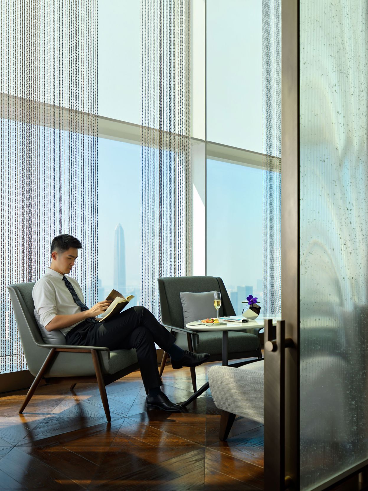 深圳文华东方酒店 Room Type - Deluxe View Suite