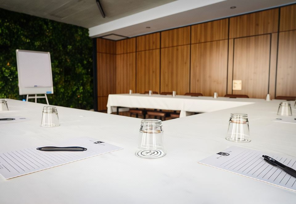 Meeting Rooms