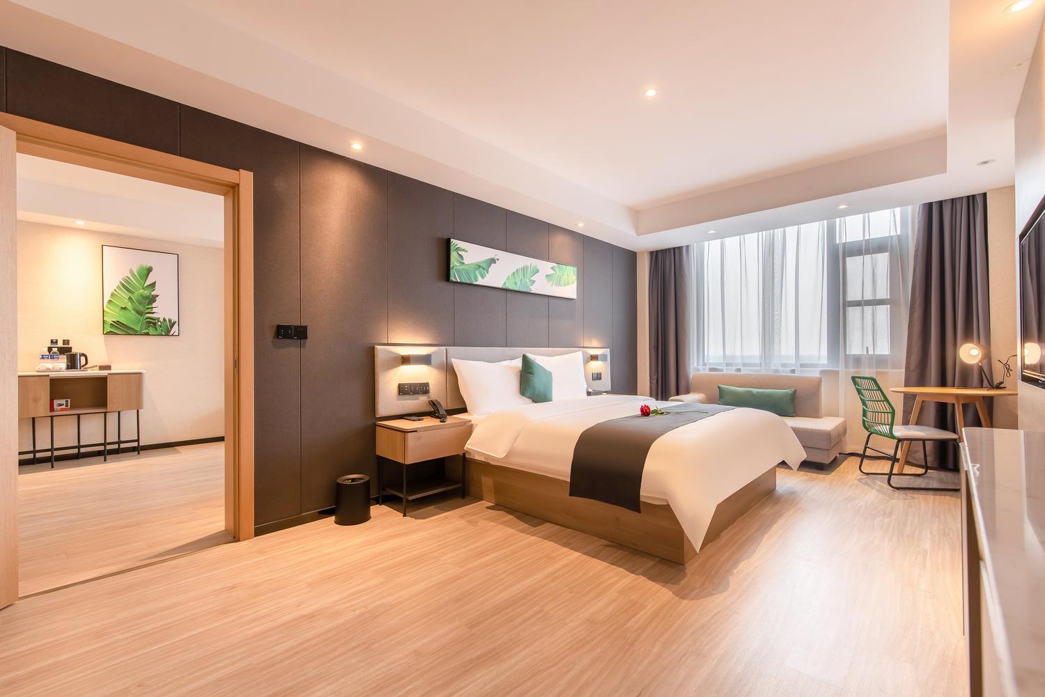 Shankee Tea Style Hotel (Qinyang Weishi Road) - Tap to explore photos
