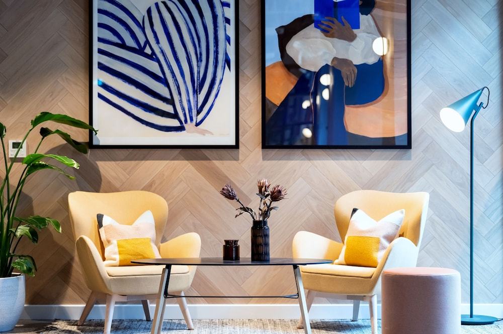 Lobby:1000px
