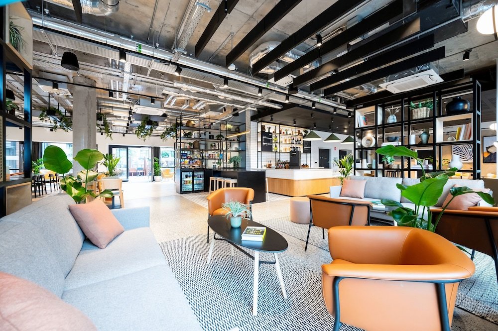 Lobby:1000px