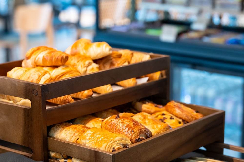 Breakfast buffet:1000px
