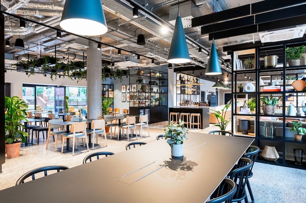 Lobby:1000px