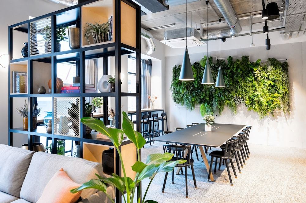 Lobby:1000px