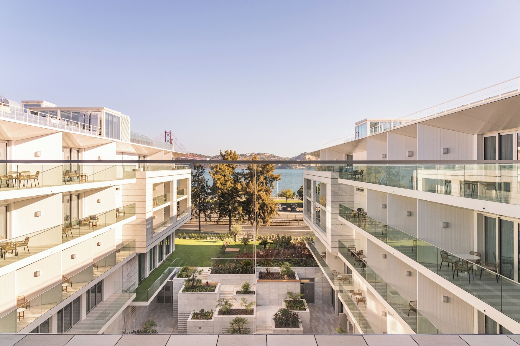 Hyatt Regency Lisbon Room Type - STANDARD COURTYARD 1 QUEEN BED