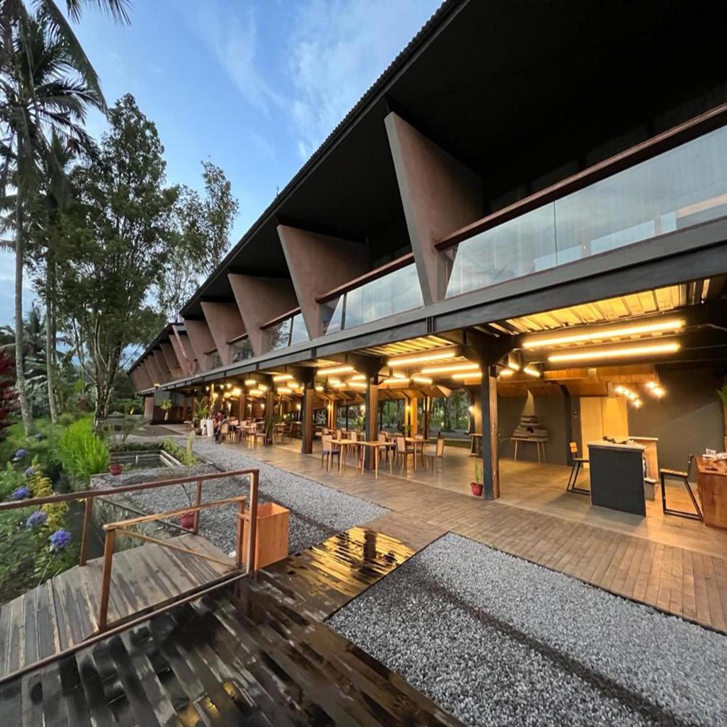 Food & Drinks 5, Teras Hotel & Villa Banyuwangi, Banyuwangi