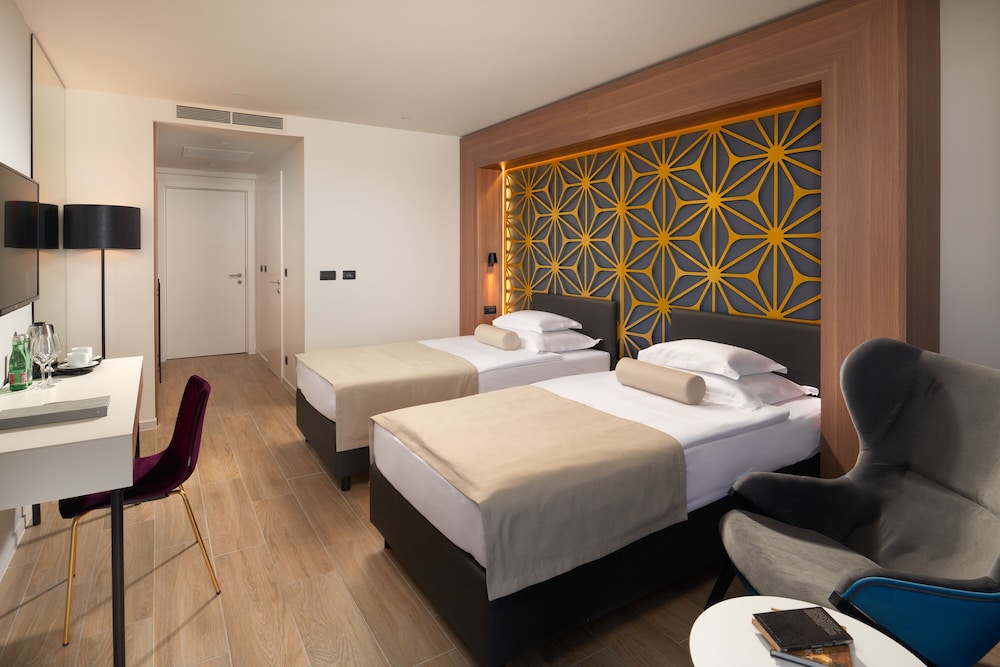 Amphora Hotel Room Type - DOUBLE CLASSIC