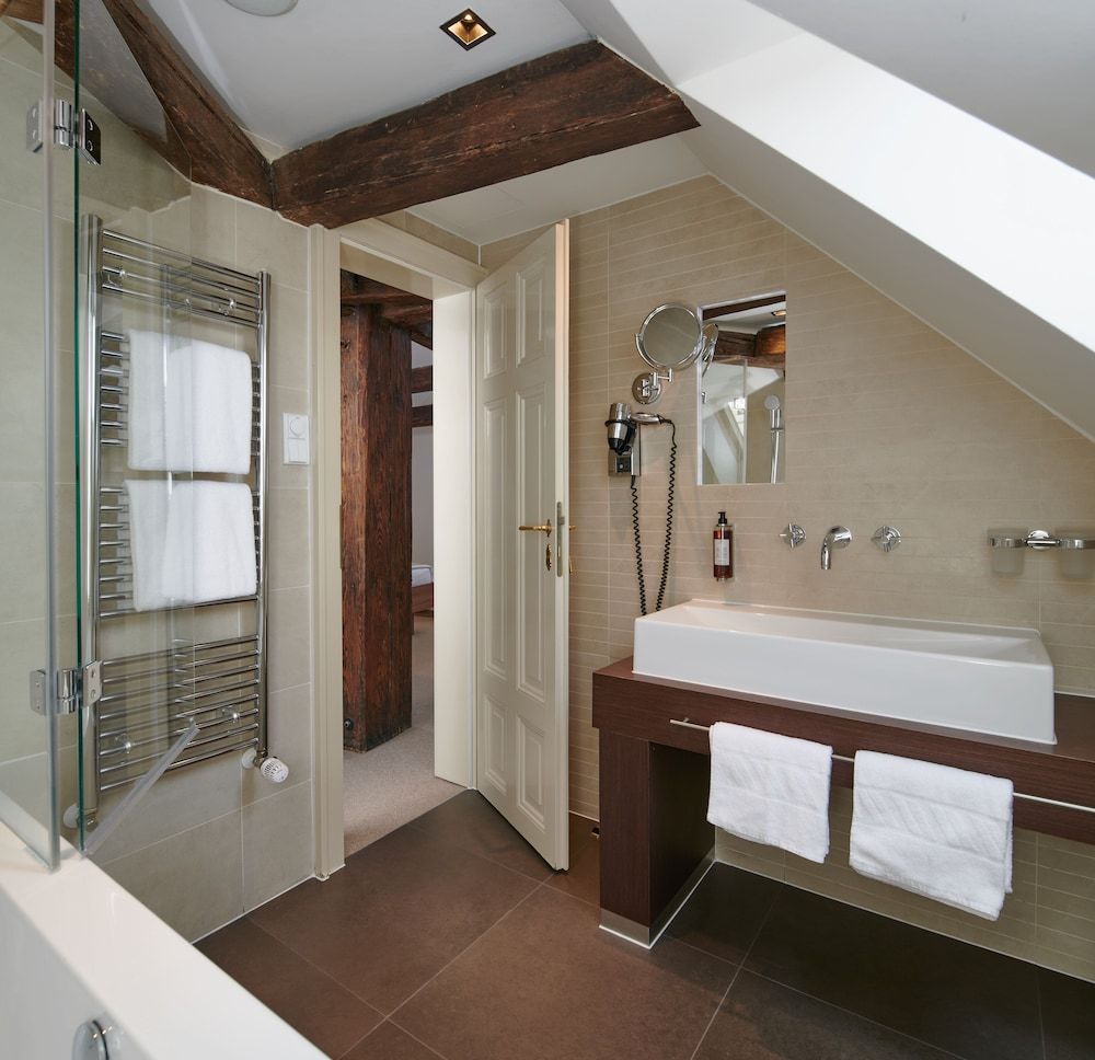 Bathroom:1000px