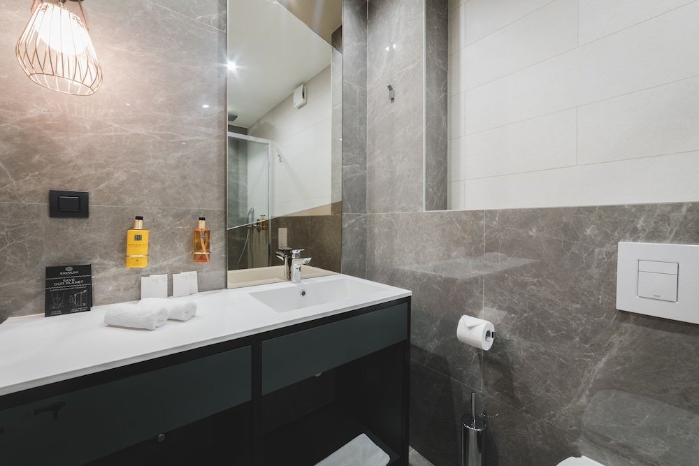 Bathroom:1000px