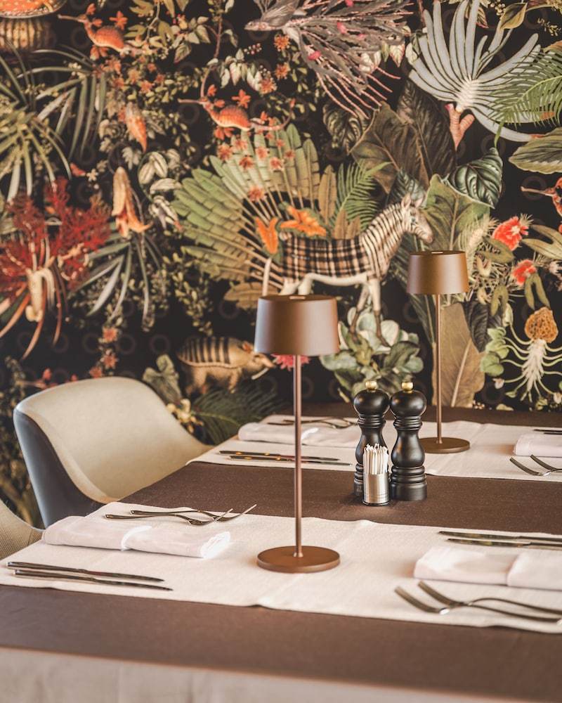 Restaurant:1000px