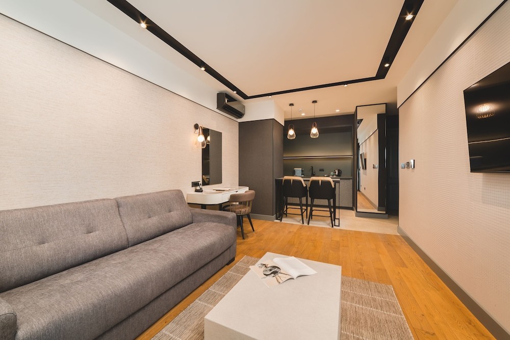 Living area:1000px