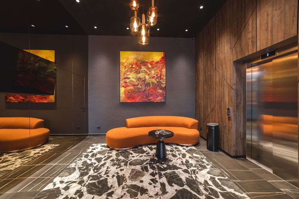 Reception:1000px