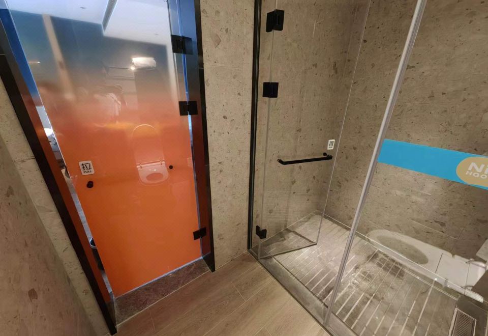 Ni Hao Hotel (Dezhou Laoling Aolin Shopping Plaza) - Tap to explore photos