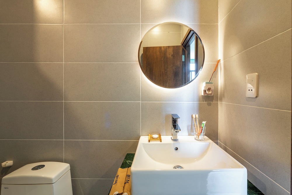 Bathroom:1000px 4, Leaf Hotel Phu Quoc., Phú Quốc