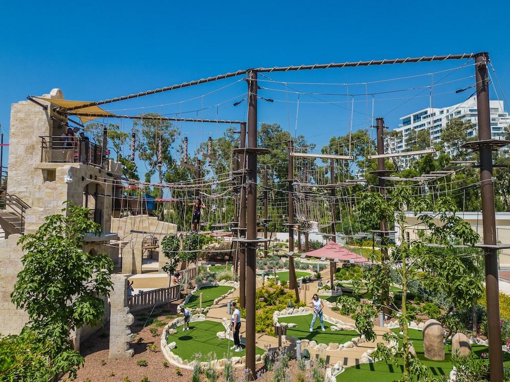 Ropes course (team building):1000px