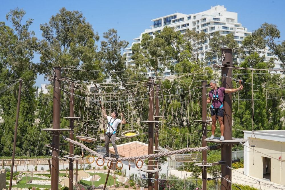 Ropes course (team building):1000px
