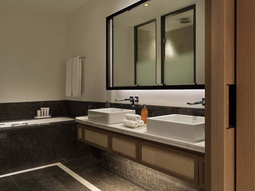 Bathroom:1000px