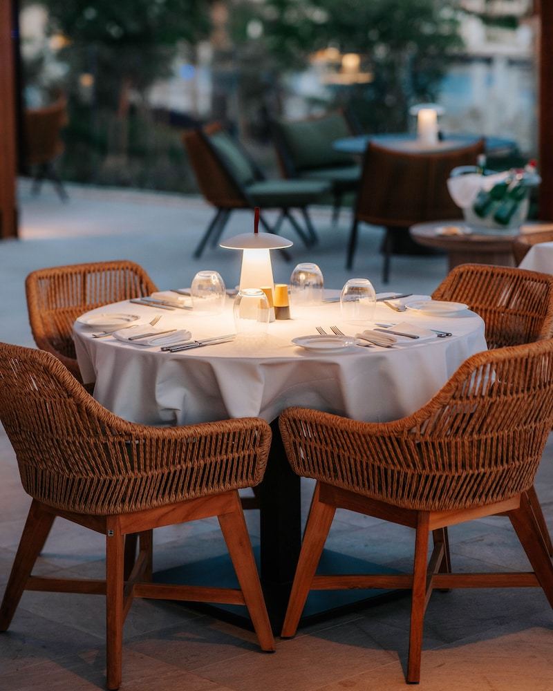 Restaurant:1000px