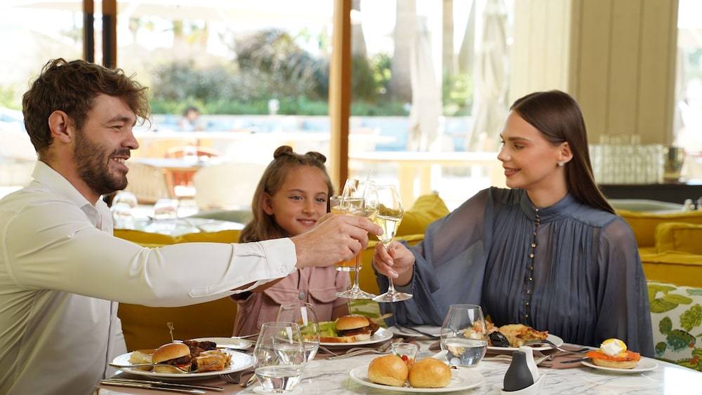 Restaurant:1000px