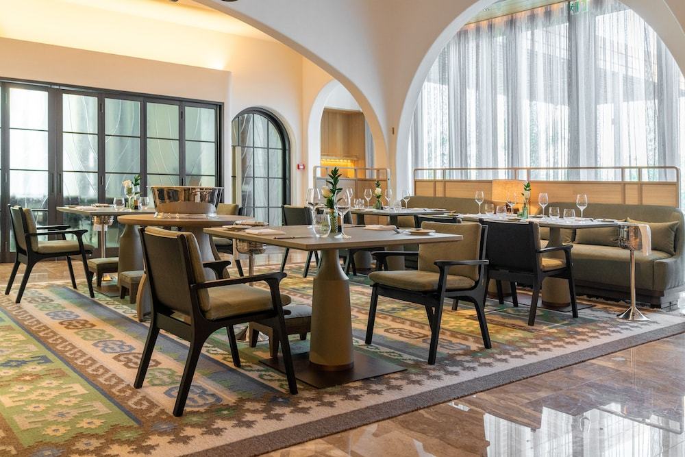 Restaurant:1000px