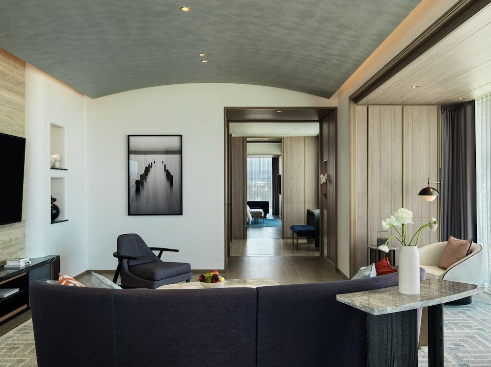 Living area:1000px