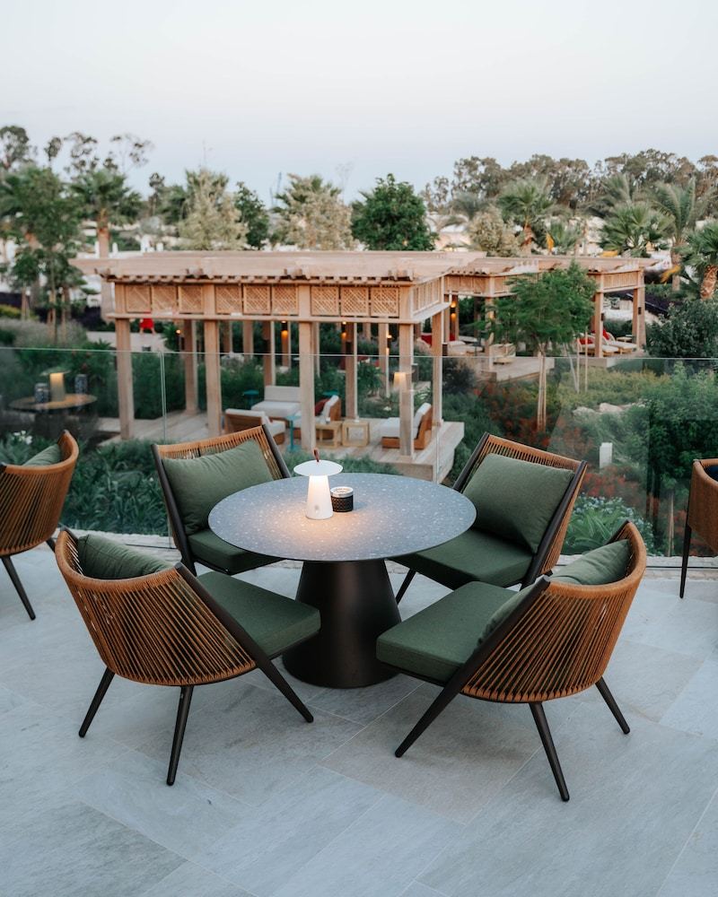 Restaurant:1000px