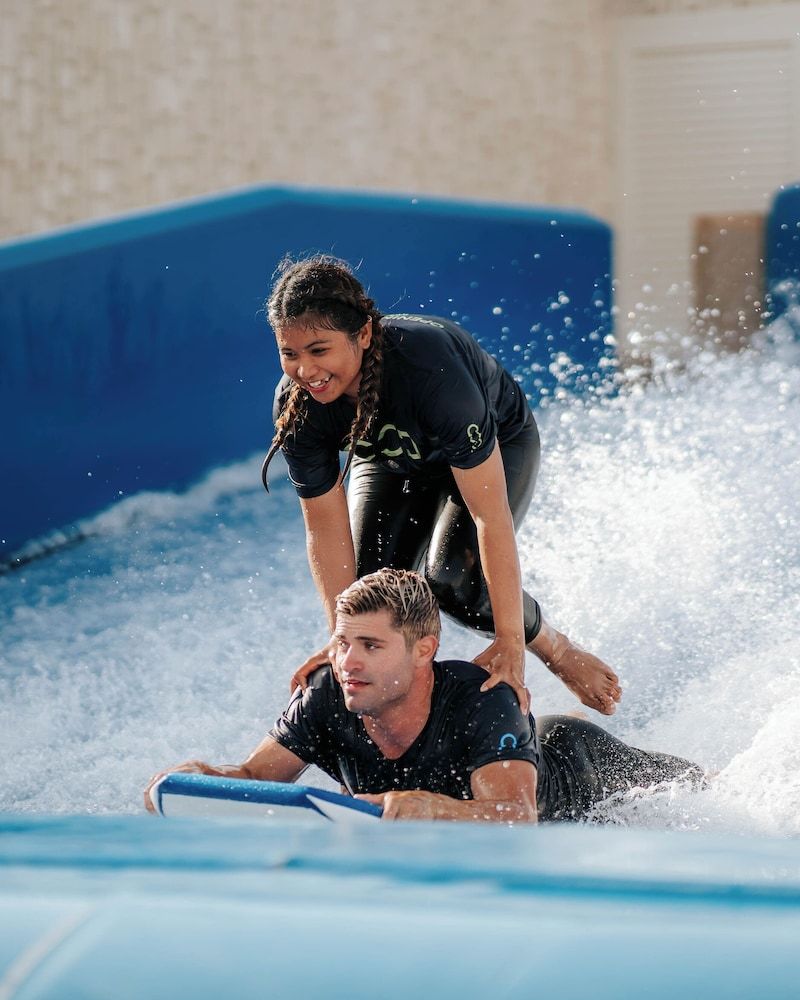 Surfing or boogie boarding:1000px