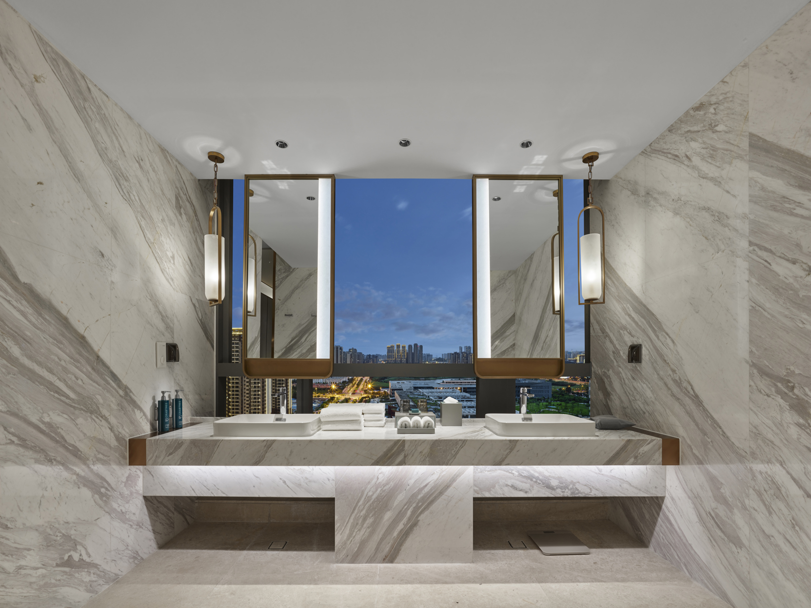 DoubleTree by Hilton Nanning Wuxiang Room Type - KING PRESIDENTIAL SUITE