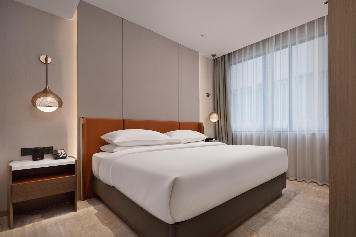 Home2 Suites By Hilton Wuhan Hankou Railway Station - Tap to explore photos