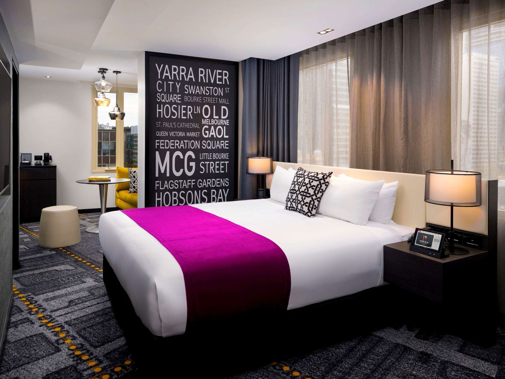 Pullman Melbourne City Centre Room Type - Premium Deluxe King Room