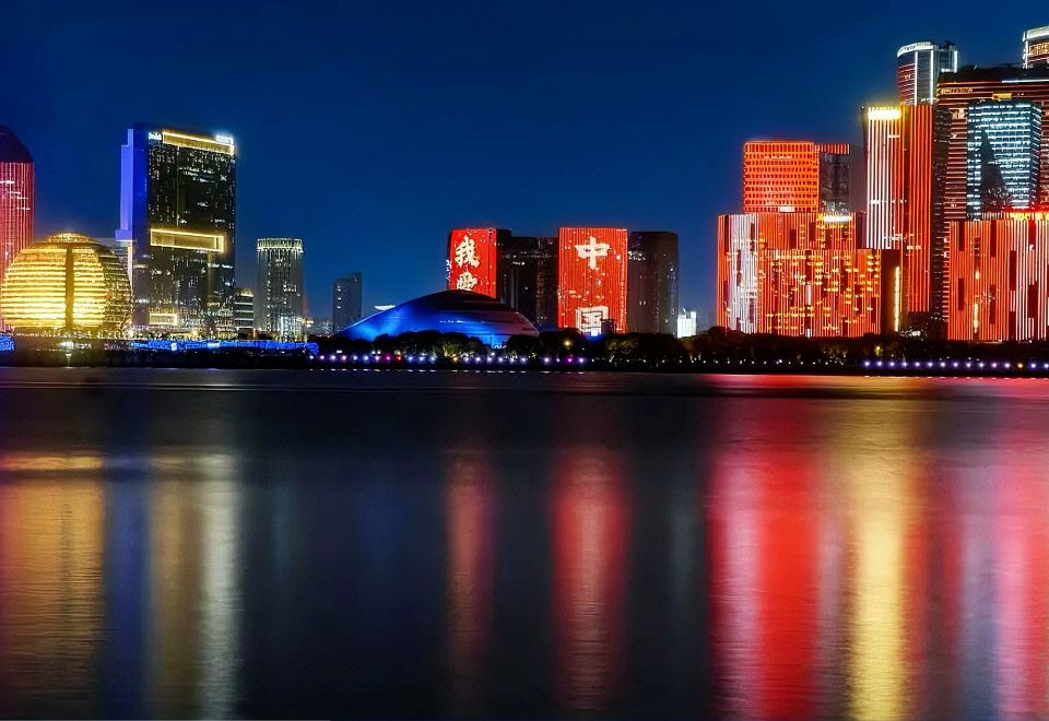 Crowne Plaza Hangzhou Riverside by IHG - Tap to explore photos