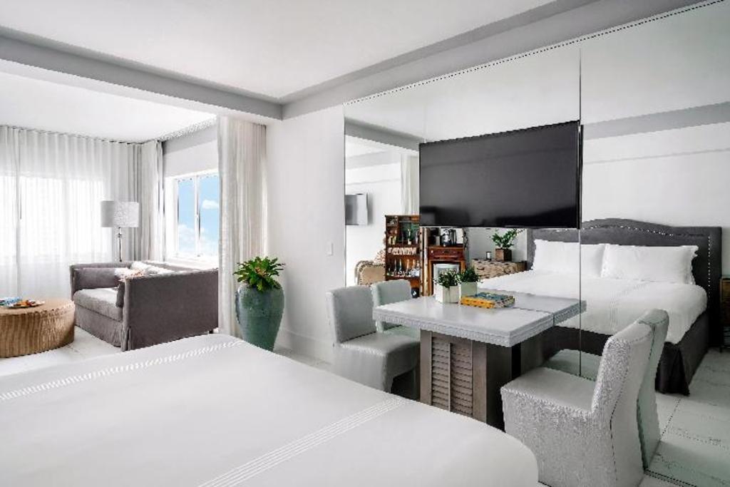 Nautilus Sonesta Miami Beach - Tap to explore photos