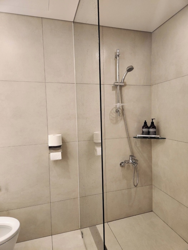 GLOCALOCA Room Type - Superior Double Room