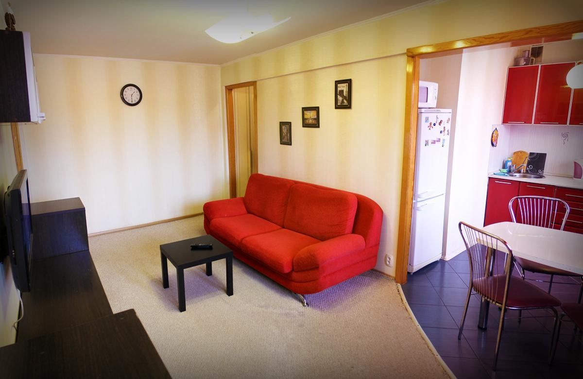 Dobrye Sutki Apartment on Mukhacheva 133